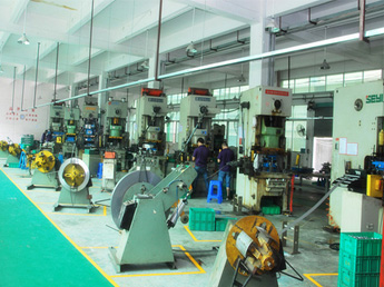 自動(dòng)車(chē)床車(chē)間